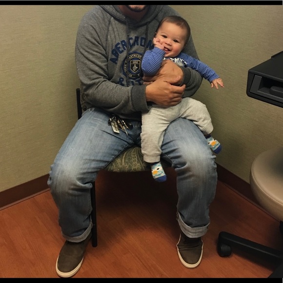 •GUC•Child of Mine By Carter’s Infant Boy Outfit💙 - Picture 11 of 11